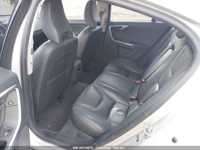 YV1612TK6F1342310 Volvo S60 T5 Premier