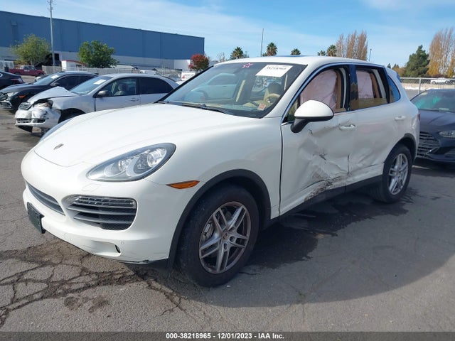 2011 PORSCHE CAYENNE WP1AB2A29BLA41995 Photo 1