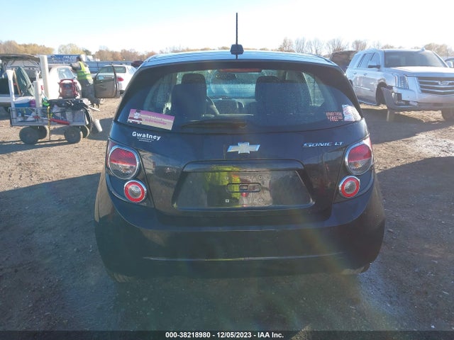 Chevrolet Sonic Lt Auto 2015 1G1JC6SH2F4101990 Image 16