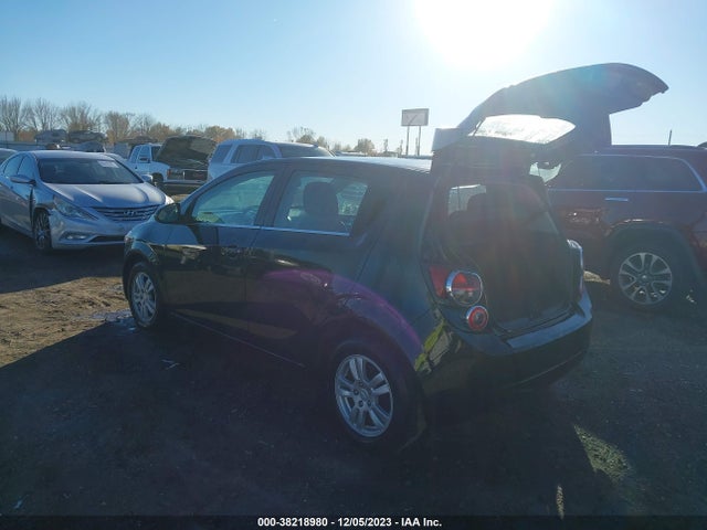 Chevrolet Sonic Lt Auto 2015 1G1JC6SH2F4101990 Image 3