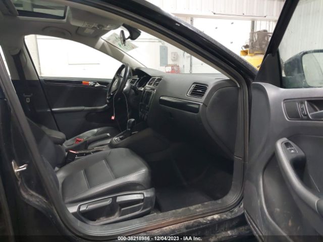 3VWL17AJ1HM222501 Volkswagen Jetta 1.8t Sel/1.8t Sel Premium