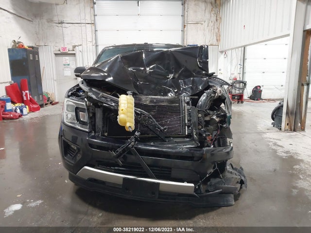 1FMJK1JT8KEA36386 Ford Expedition Max Xlt
