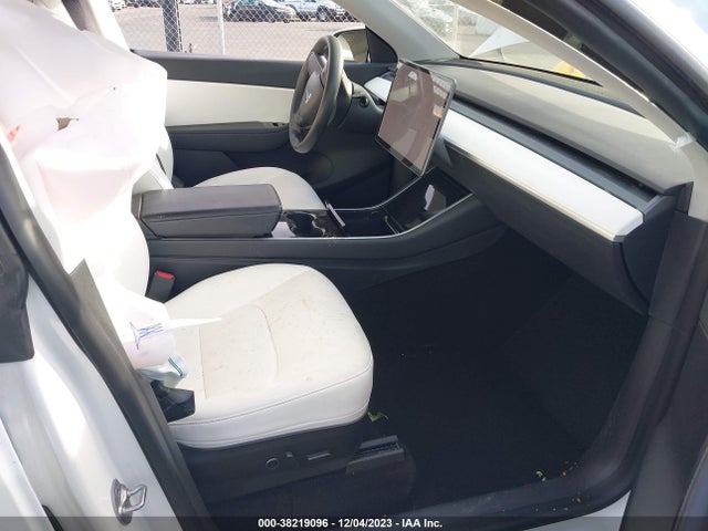 2021 TESLA MODEL Y LONG RANGE DUAL MOTOR ALL-WHEEL DRIVE VIN: 5YJYGDEE6MF093348