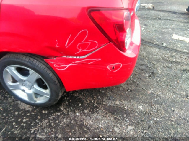 Chevrolet Sonic Ltz Auto 2015 1G1JE5SB1F4110874 Image 6