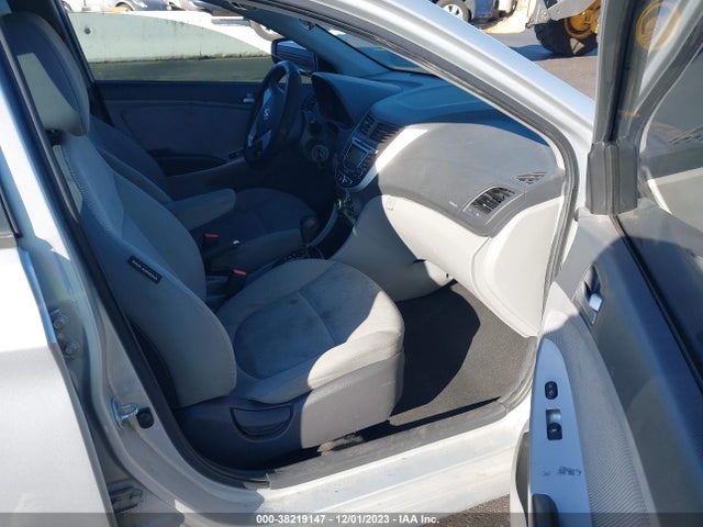 2013 HYUNDAI ACCENT GLS VIN: KMHCT4AE6DU419843
