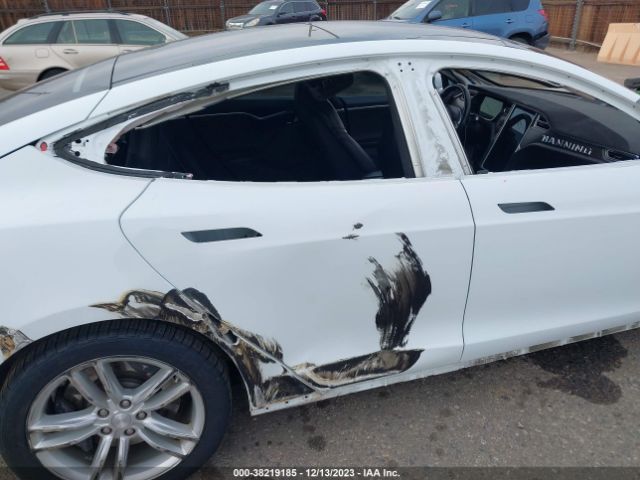5YJSA1H28FF099517 Tesla Model S 70d/85d/p85d