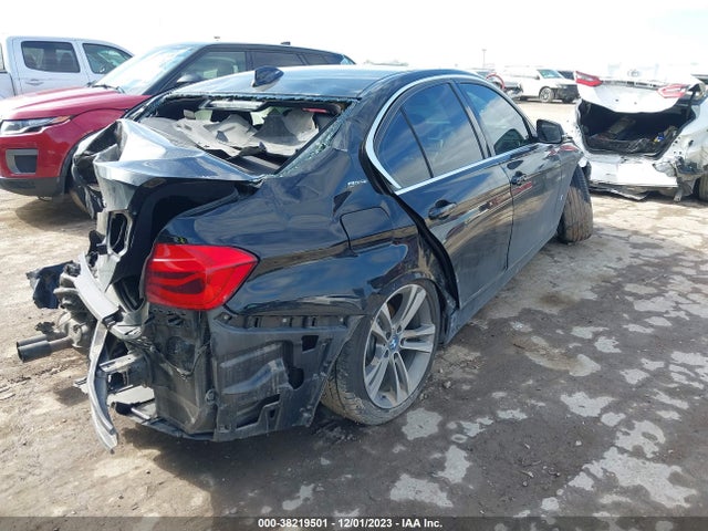 BMW 330e Iperformance 2018 WBA8E1C55JA178478 Image 4