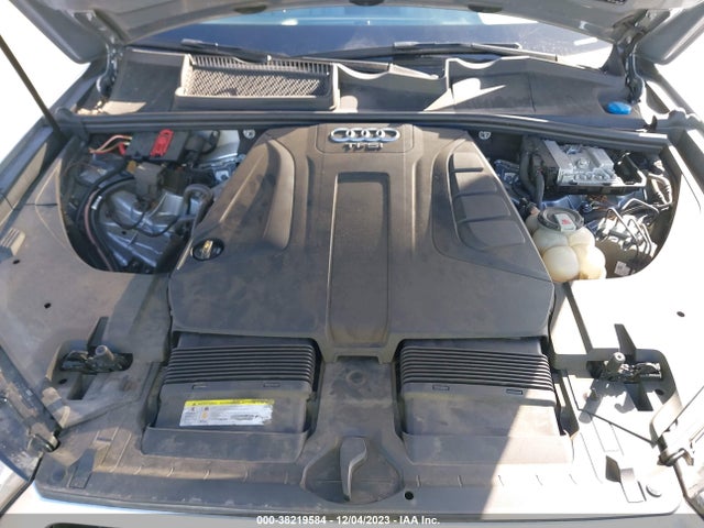 WA1LHAF74JD047858 Audi Q7 2.0t Premium