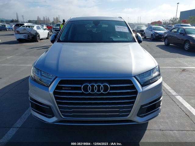 WA1LHAF74JD047858 Audi Q7 2.0t Premium