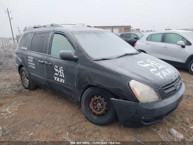 2008 KIA SEDONA VIN: KNDMB133986257786