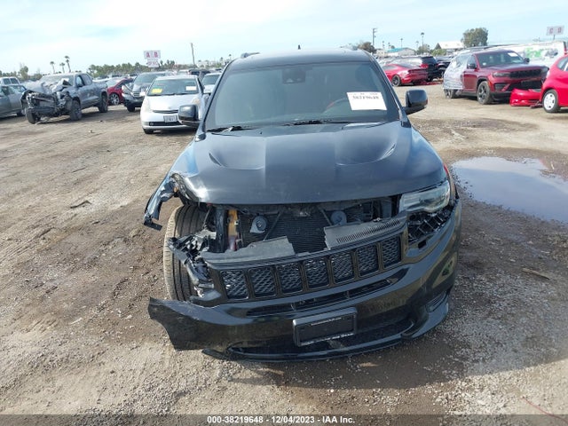 1C4RJFDJXJC311302 Jeep Grand Cherokee