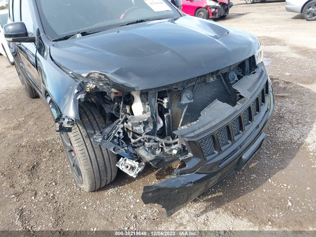 1C4RJFDJXJC311302 Jeep Grand Cherokee