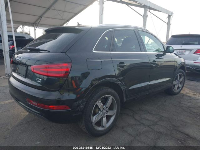 WA1EFCFS2FR013426 Audi Q3 2.0t Premium Plus