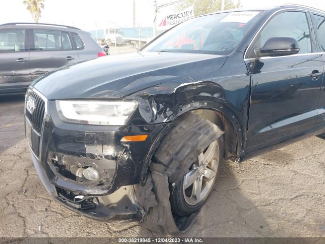 WA1EFCFS2FR013426 Audi Q3 2.0t Premium Plus