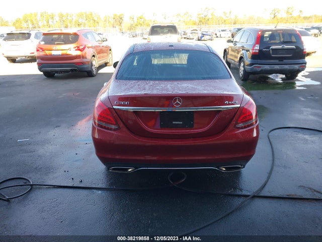 2016 Mercedes-benz C 300 Sport 4matic/luxury 4matic/4matic მანქანა იყიდება აუქციონზე, vin: 55SWF4KB0GU103038, აუქციონის ნომერი: 38219858