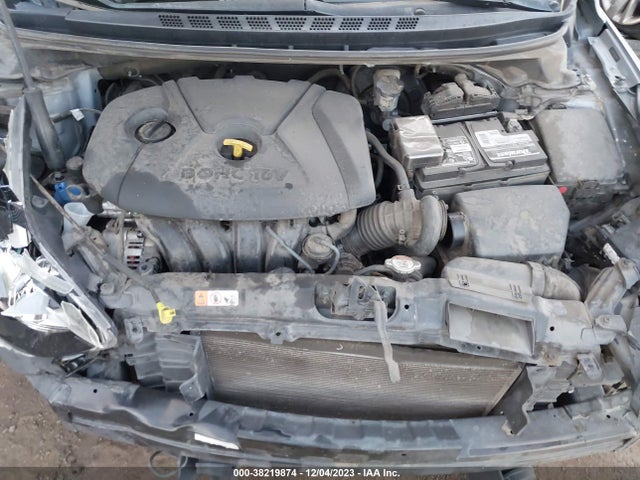 2016 HYUNDAI ELANTRA SE VIN: 5NPDH4AE7GH695487
