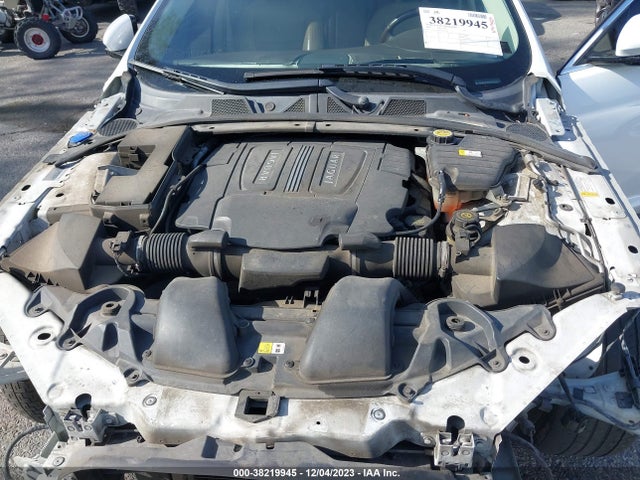 2011 JAGUAR XF SAJWA0GB0BLR97728 Photo 9