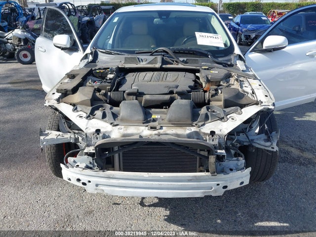 2011 JAGUAR XF SAJWA0GB0BLR97728 Photo 5