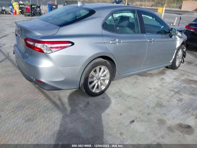 2020 TOYOTA CAMRY LE VIN: 4T1L11AK1LU976779