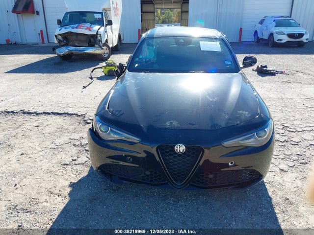 ZARFAMBN6L7637712 Alfa Romeo Giulia Ti Rwd