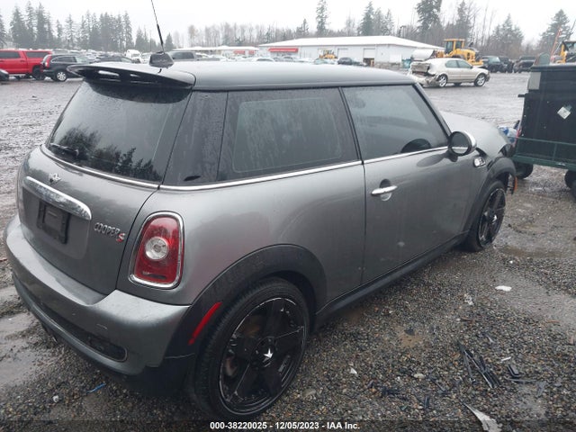 2007 MINI COOPER S WMWMF73577TV31332 Photo 3