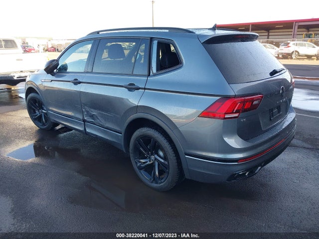 3VV8B7AX2PM023497 Volkswagen Tiguan 2.0t Se R-line Black