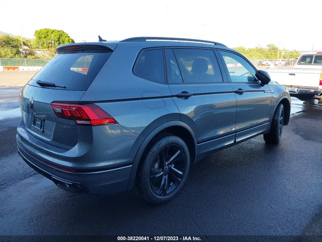 3VV8B7AX2PM023497 Volkswagen Tiguan 2.0t Se R-line Black