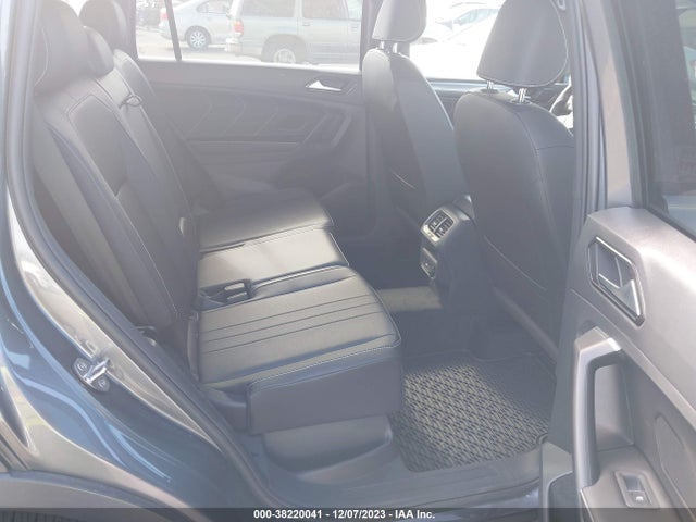 3VV8B7AX2PM023497 Volkswagen Tiguan 2.0t Se R-line Black