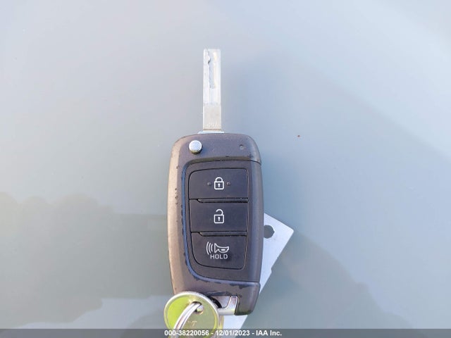 2020 HYUNDAI VENUE SEL VIN: KMHRC8A35LU025846