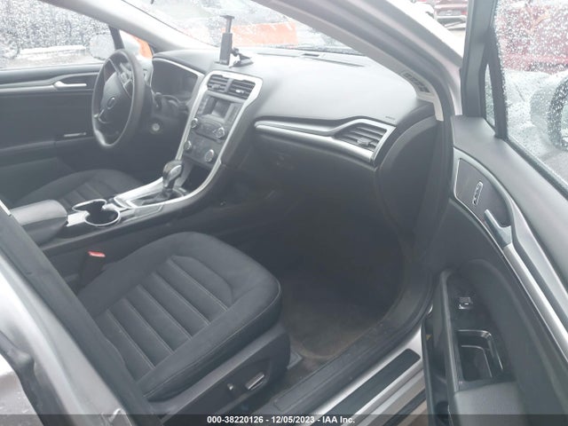 2015 FORD FUSION SE VIN: 3FA6P0H76FR241129