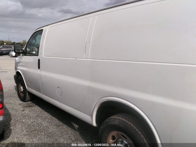 2018 CHEVROLET EXPRESS 2500 WORK VAN VIN: 1GCWGAFP0J1171312