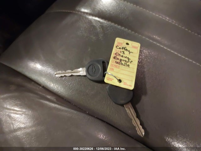 2013 CHEVROLET EXPRESS 1500 WORK VAN VIN: 1GCSGAFX8D1189396