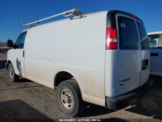 Chevrolet Express 2500 Work Van 2017 1GCWGAFF3H1117293 Image 3