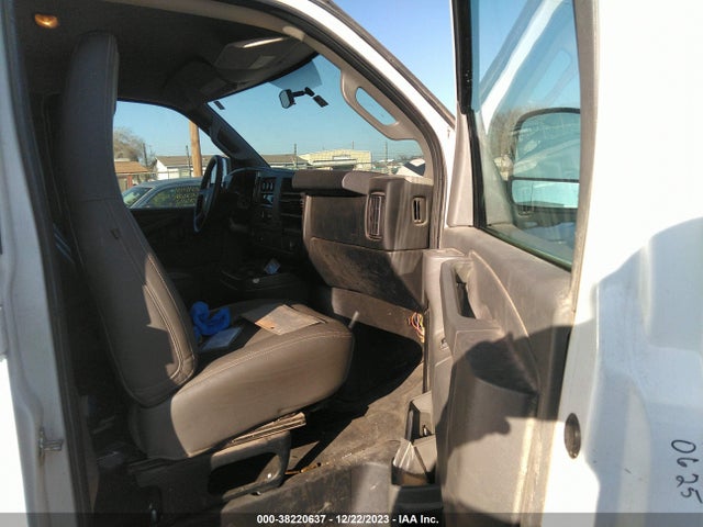 2017 CHEVROLET EXPRESS 2500 WORK VAN VIN: 1GCWGAFF3H1117293