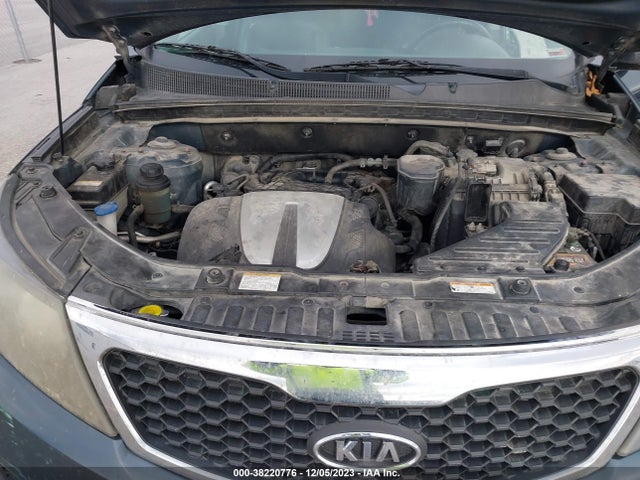 2011 KIA SORENTO EX V6 VIN: 5XYKU4A27BG061797