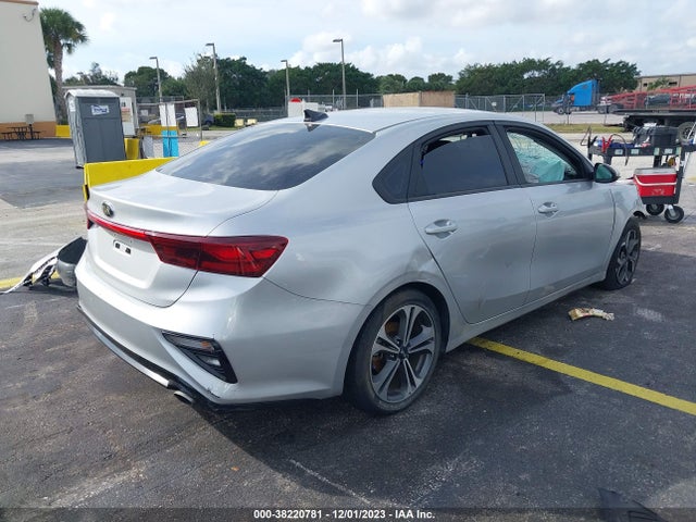 2019 KIA FORTE LXS VIN: 3KPF24AD8KE111709