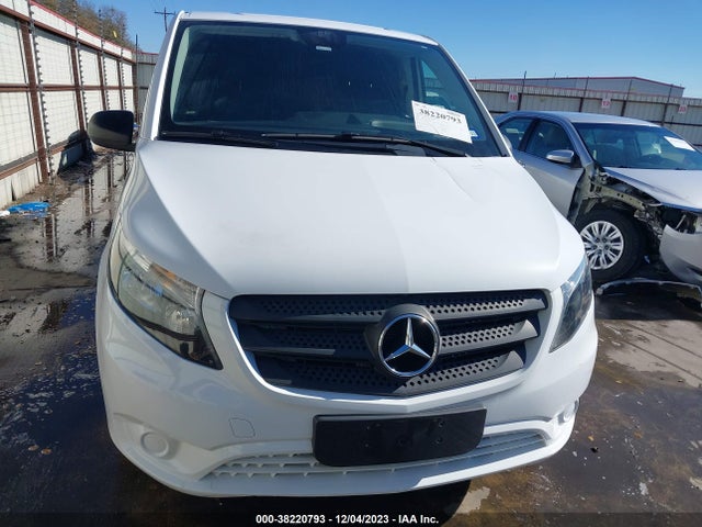 2018 MERCEDES-BENZ METRIS VIN: WD3PG2EA2J3428587