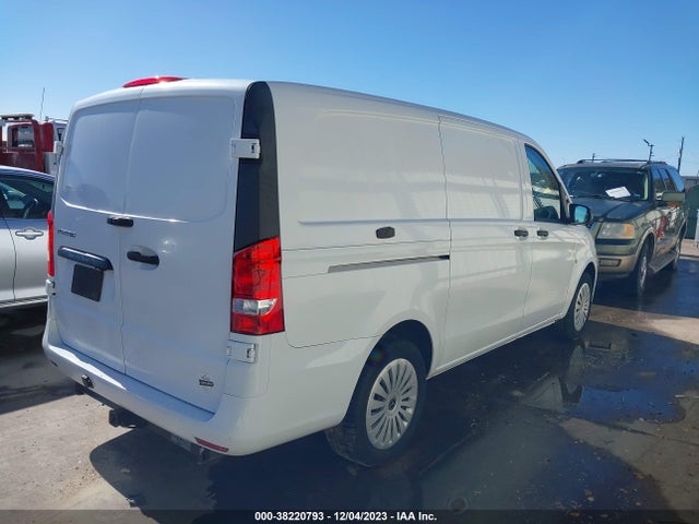 2018 MERCEDES-BENZ METRIS VIN: WD3PG2EA2J3428587