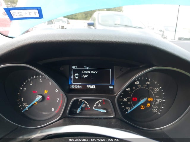 2016 FORD FOCUS SE VIN: 1FADP3K22GL404459