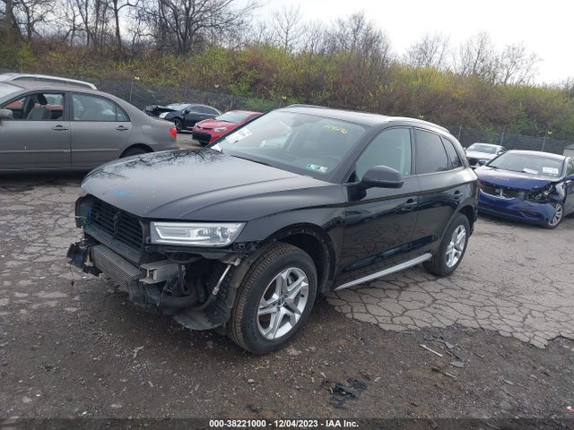 WA1ANAFY1J2204296 Audi Q5 2.0t Tech Premium/2.0t Premium