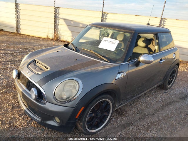 2010 MINI COOPER S WMWMF7C53ATW88590 Photo 1