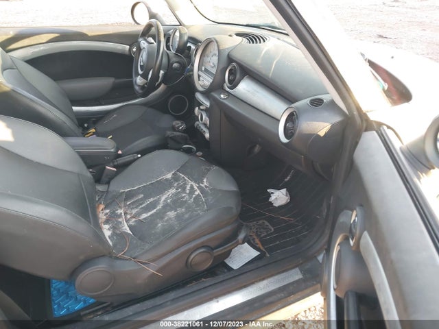 2010 MINI COOPER S WMWMF7C53ATW88590 Photo 4