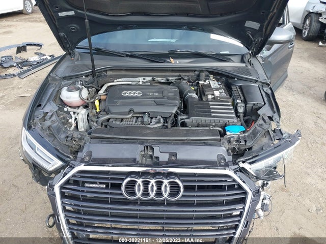 WAUJEHFF1KA106421 Audi A3 45 Premium