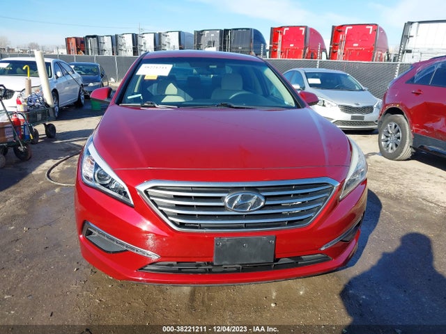 2015 HYUNDAI SONATA SE VIN: 5NPE24AF9FH243148