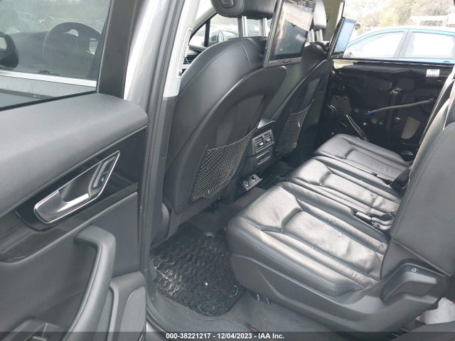 WA1LHAF70HD039122 Audi Q7 2.0t Premium