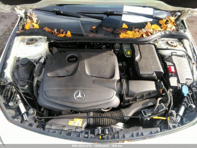 2018 MERCEDES-BENZ CLA WDDSJ4GBXJN547372 Photo 9