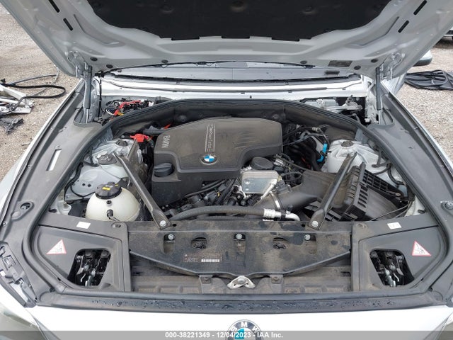 WBA5A5C54FD513421 BMW 528I