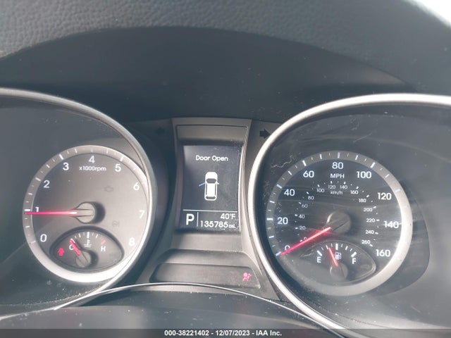 2015 HYUNDAI SANTA FE SPORT 2.4L VIN: 5XYZU3LB1FG292965