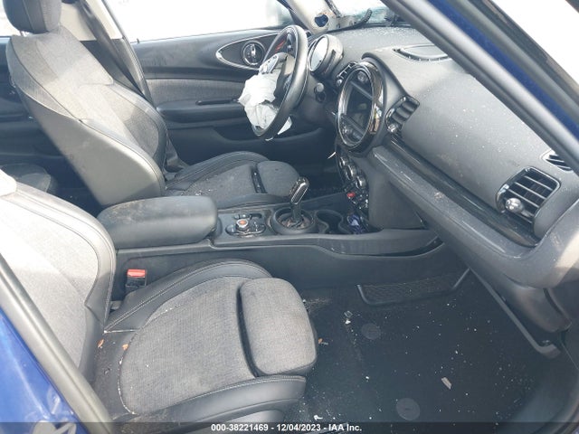 2020 MINI CLUBMAN WMWLV7C0XL2M97261 Photo 4