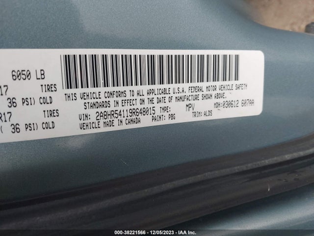 2009 CHRYSLER TOWN & COUNTRY TOURING VIN: 2A8HR54119R648015